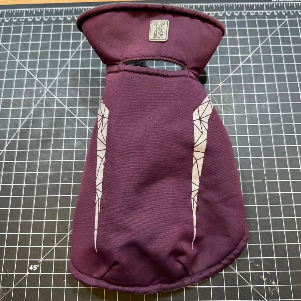 RC Pet Products Skyline Dog Coat Plum Purple Fleece Lined Reflective Size 8